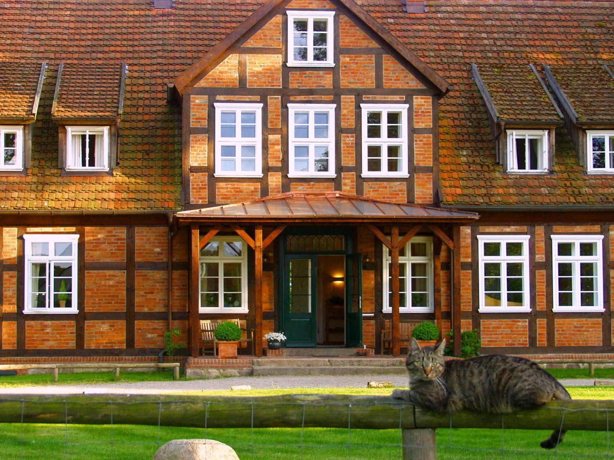 Gutshof Woldzegarten Leizen Exterior foto